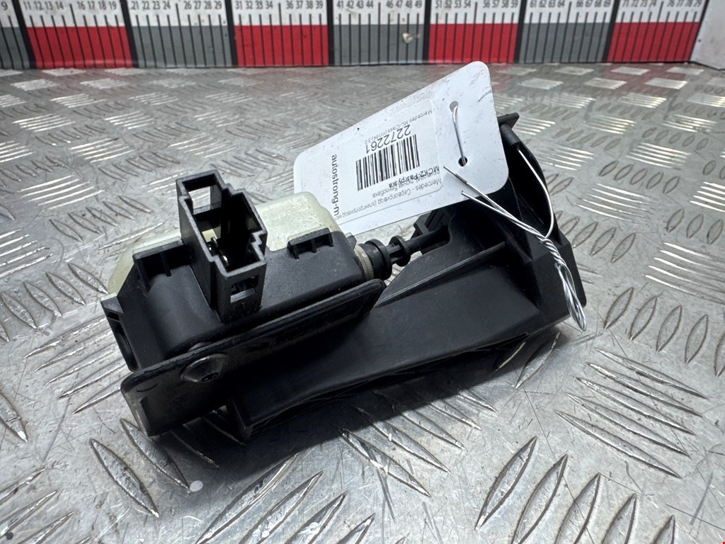 Активатор замка бензобака MERCEDES-BENZ M-Class W164 ML 2005-2011