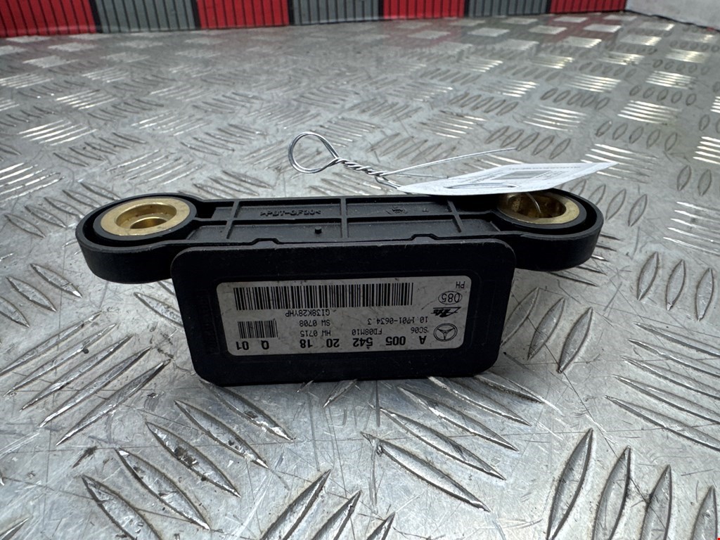 Датчик ускорения (курсовой устойчивости уровня оборотов) Mercedes ML-Class (W164) (2005-2011)