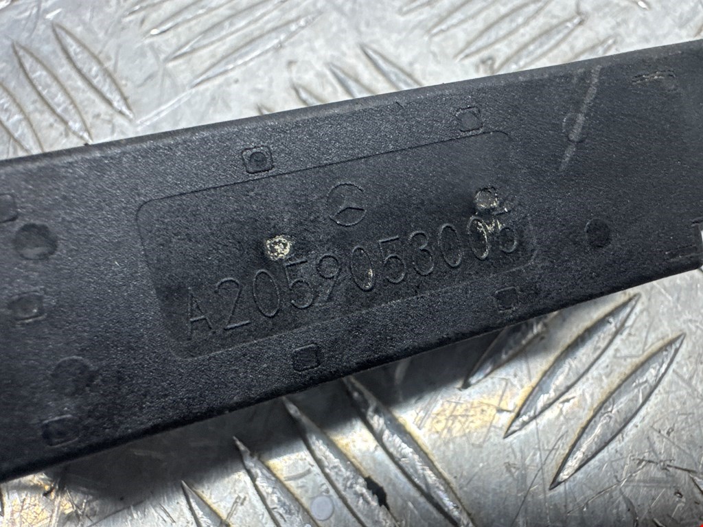 Антенна MERCEDES-BENZ E-Class W212, S212, C207 2009-2016