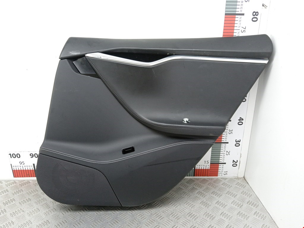 Обшивка двери задняя правая TESLA Model S I 2012-н.в.