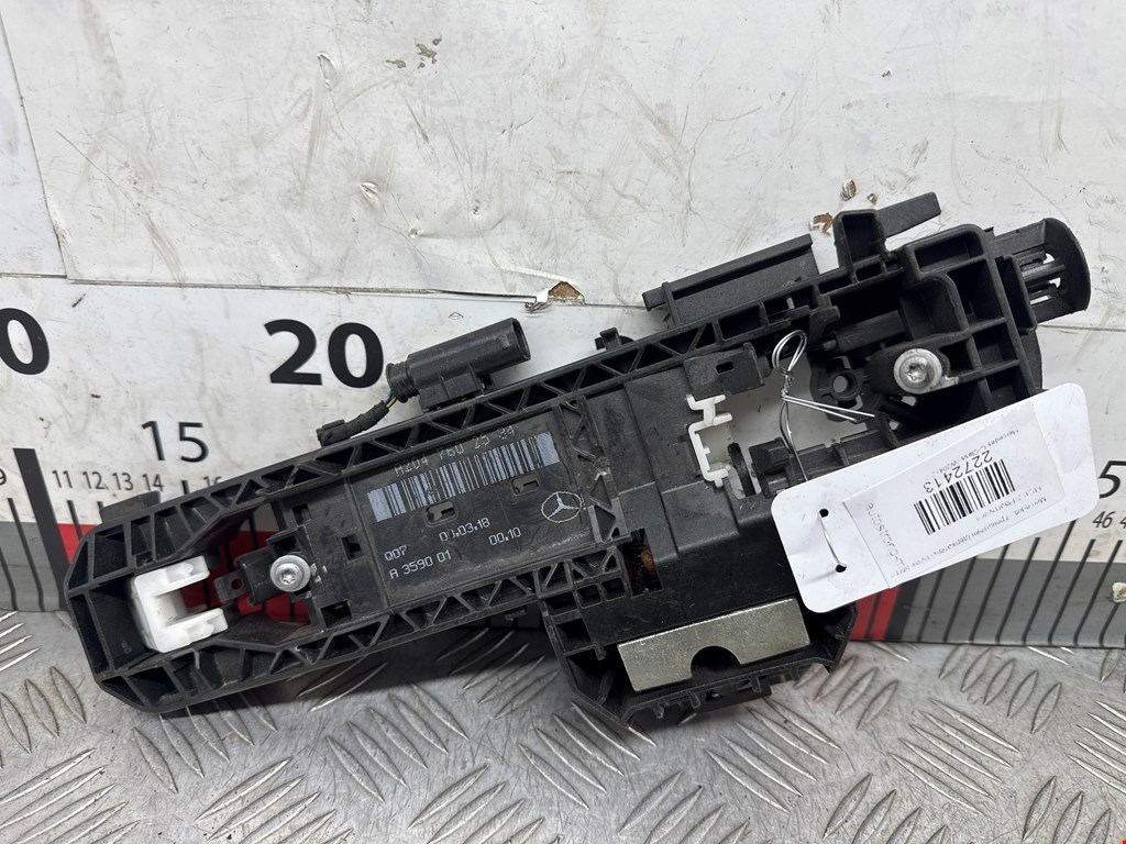 Кронштейн ручки MERCEDES-BENZ C-Class C-klasse W204 2007-2015