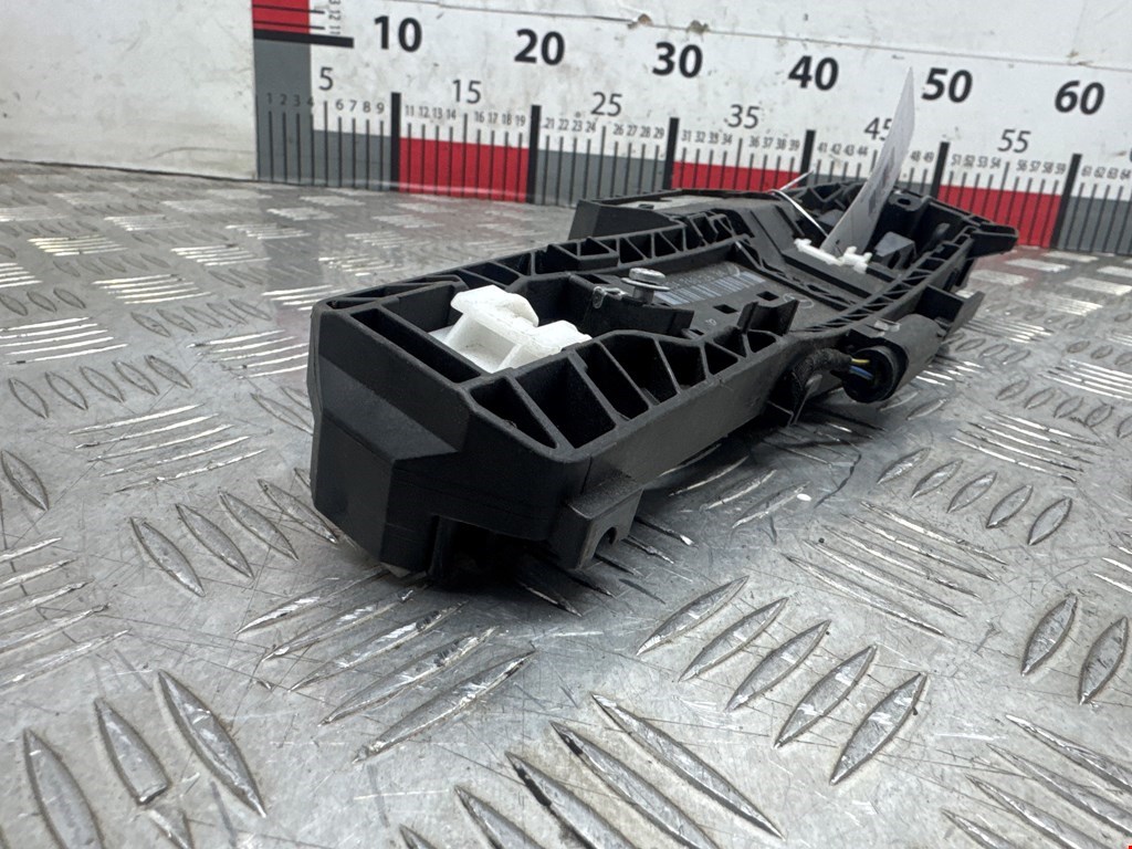 Кронштейн ручки MERCEDES-BENZ C-Class C-klasse W204 2007-2015