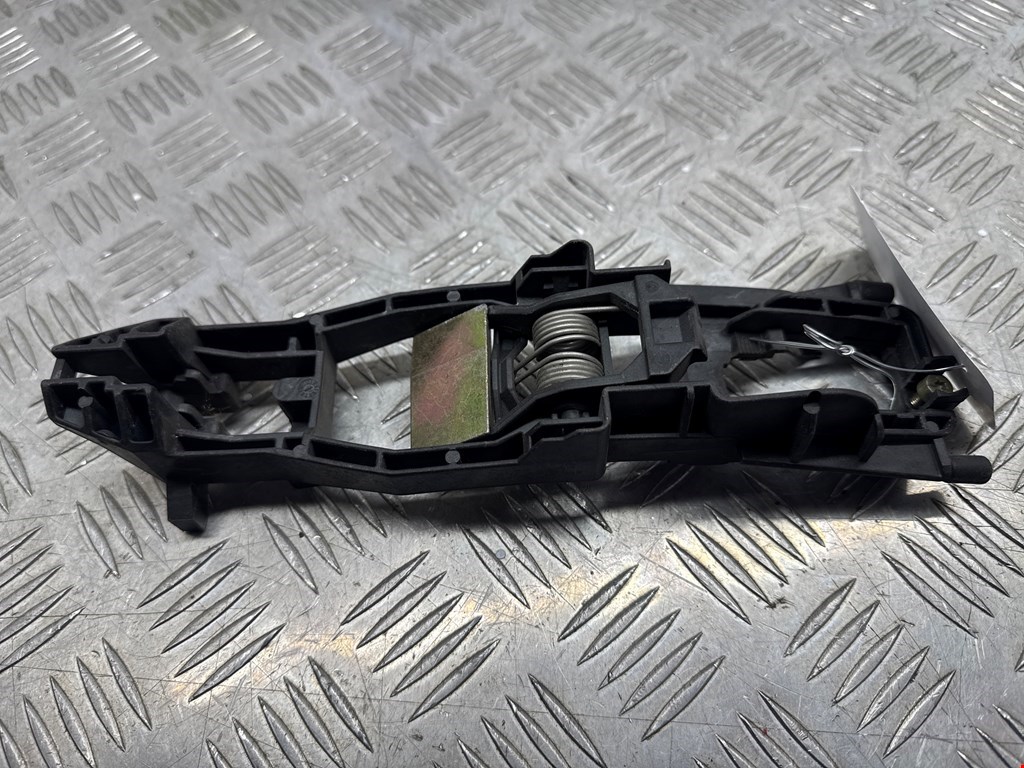 Кронштейн ручки MERCEDES-BENZ C-Class C-klasse W203 2000-2007