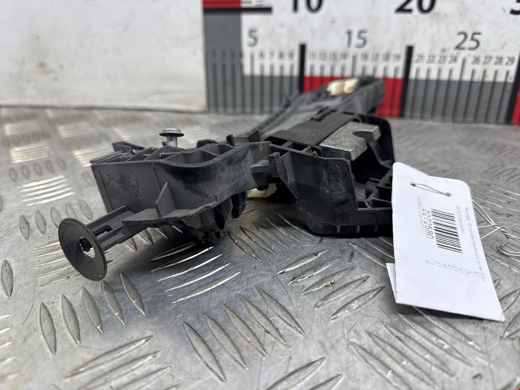 Кронштейн ручки MERCEDES-BENZ C-Class C-klasse W204 2007-2015