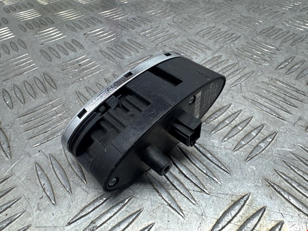 Кнопка стеклоподъемника MERCEDES-BENZ E-Class W211, S211 2002-2009