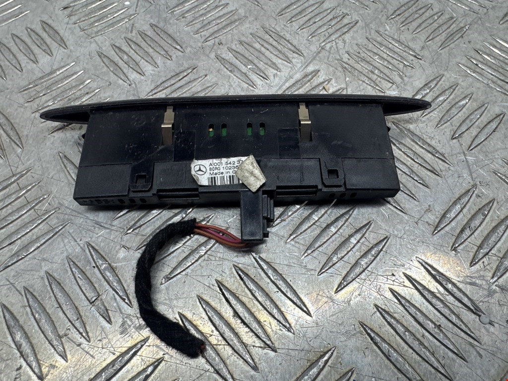 Дисплей информационный (компьютера) MERCEDES-BENZ E-Class W211, S211 2002-2009