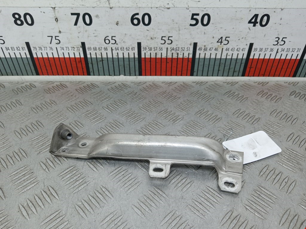 Кронштейн усилителя переднего бампера BMW 5-Series (F07/F10/F11/F18) (2009-2017)