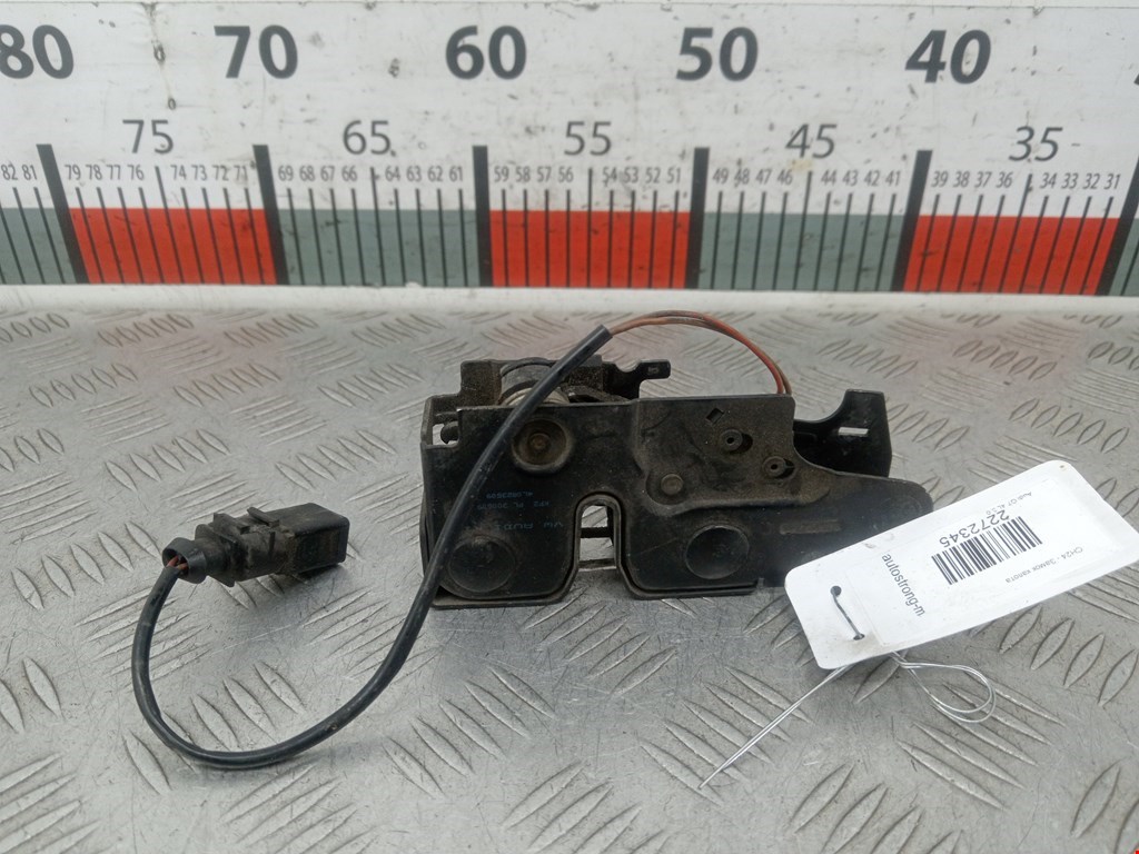 Замок капота Audi Q7 4L (2005-2015)