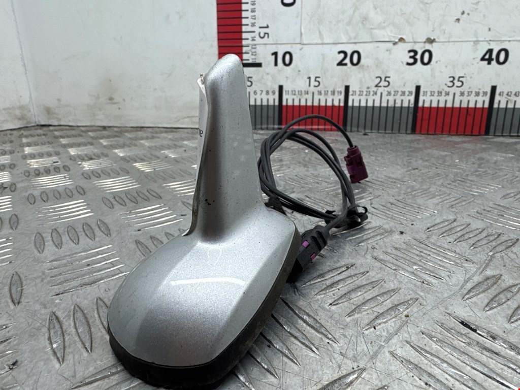 Антенна MERCEDES-BENZ C-Class C-klasse W204 2007-2015