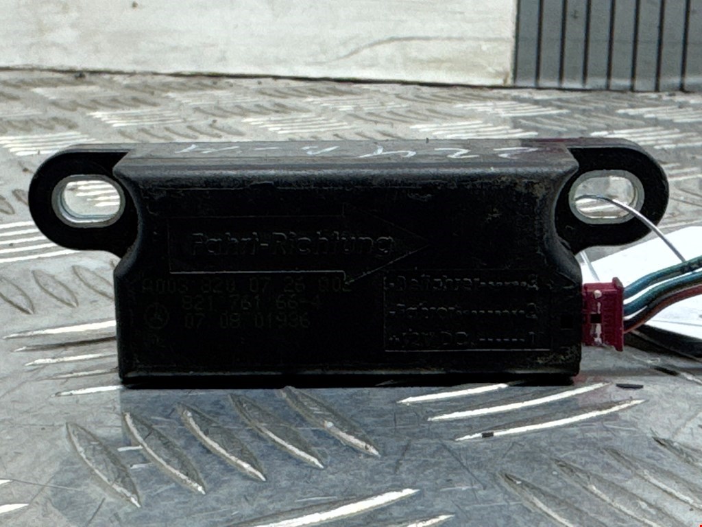 Датчик удара Mercedes CLS-Class (W219) (2004-2010)