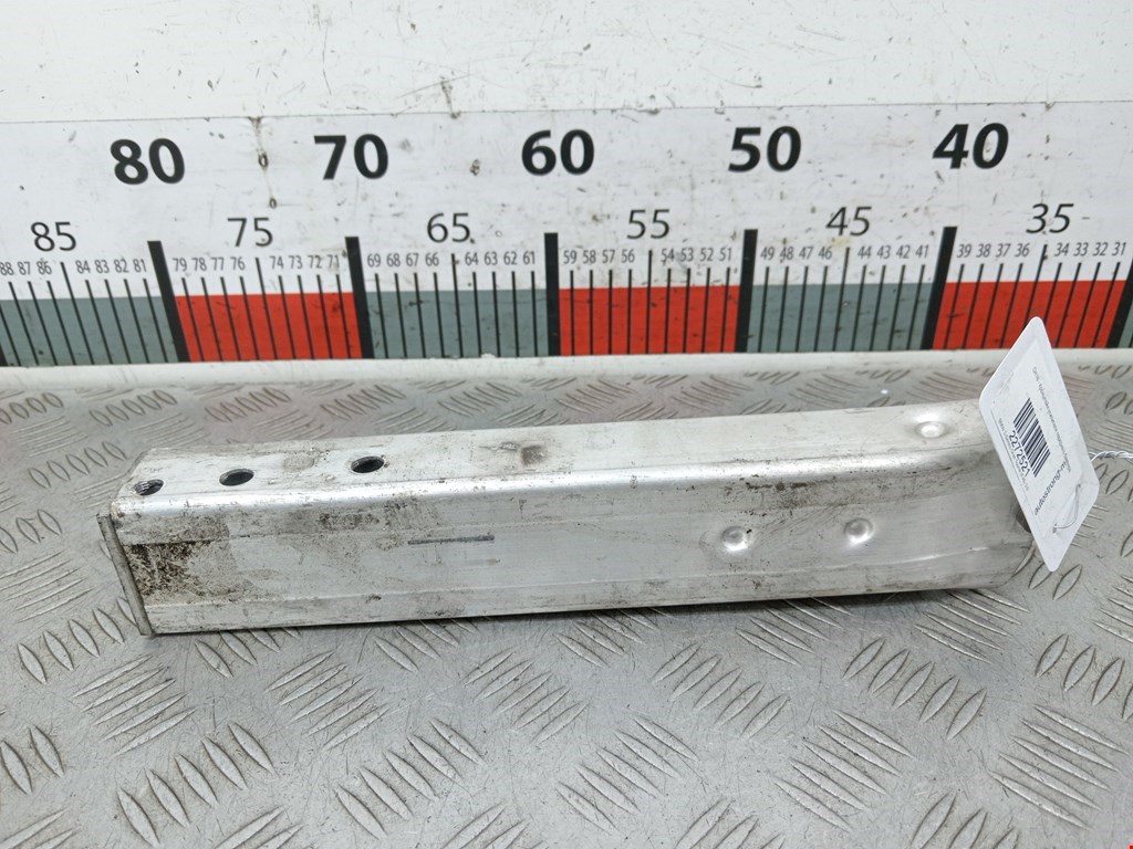 Кронштейн усилителя переднего бампера BMW 2-Series Gran Tourer (F46) (2015-2018)