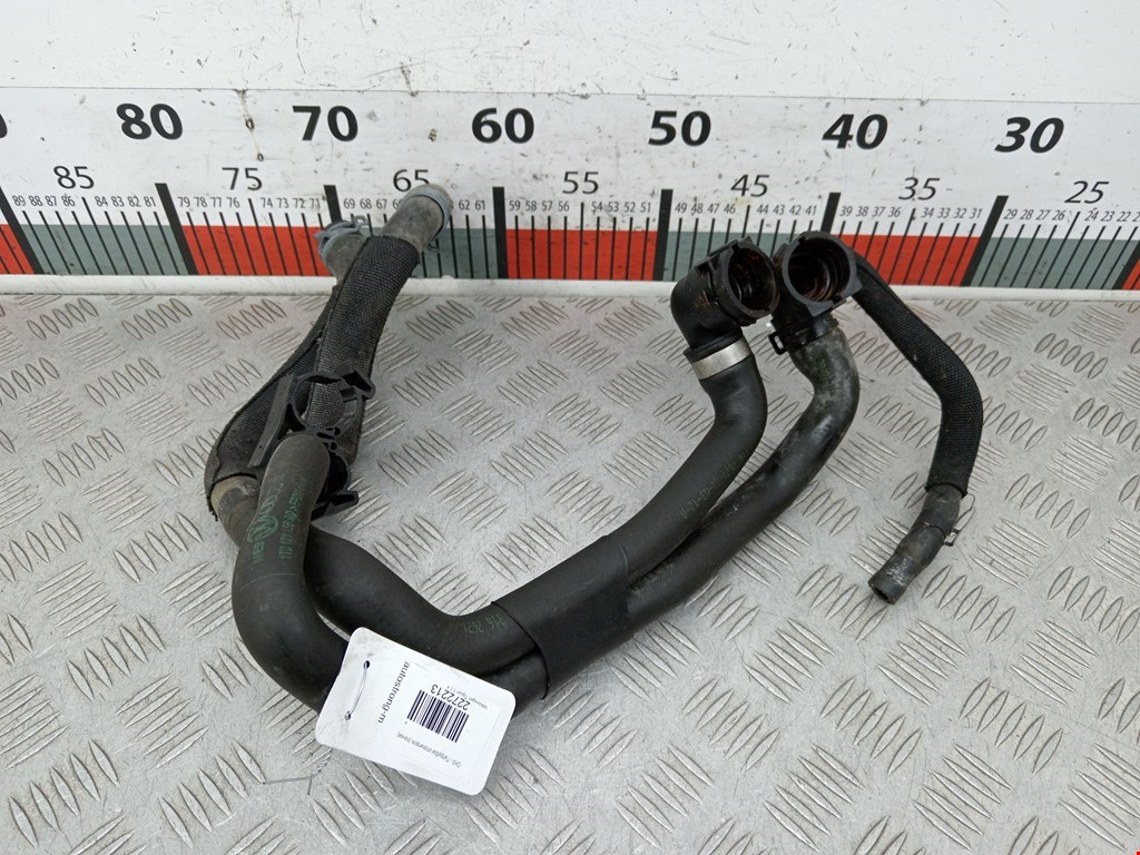 Патрубок отопителя (печки) Volkswagen Tiguan 1 (2007-2016)