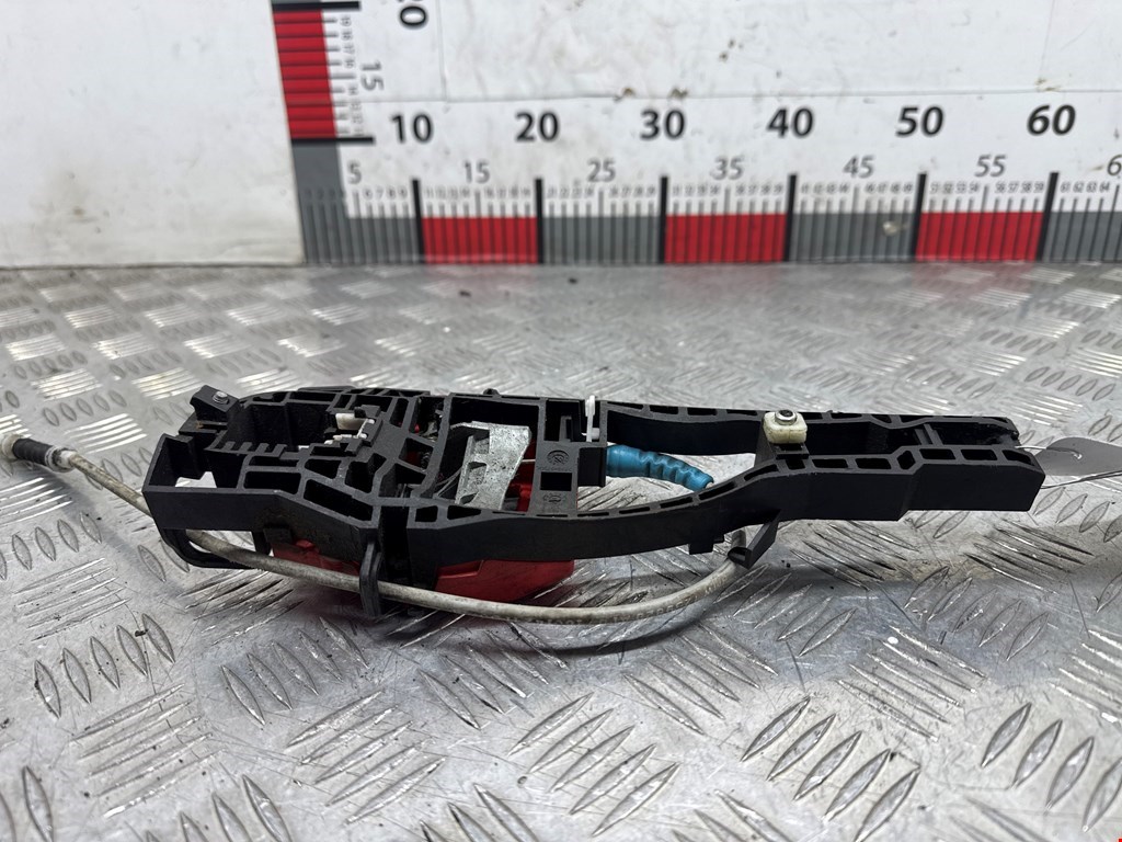 Кронштейн ручки BMW 2er F22/F23 2014-2021