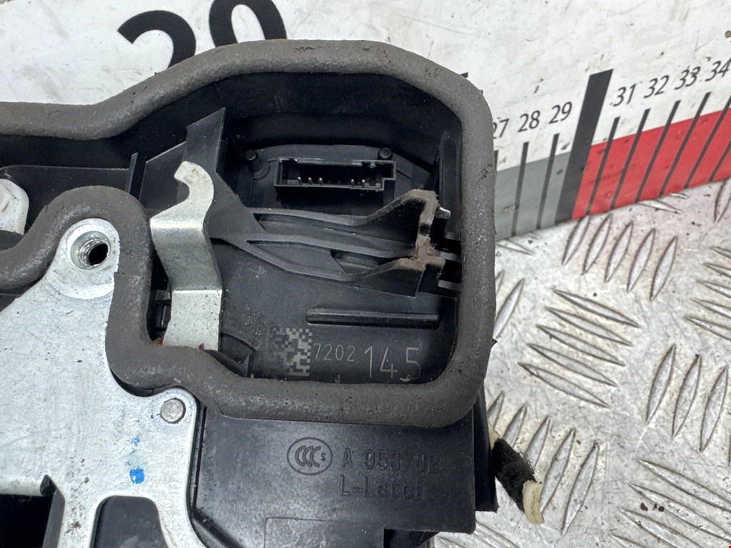 Замок двери передней левой BMW 5er 5 серия F10/F11/F07 2009-2017