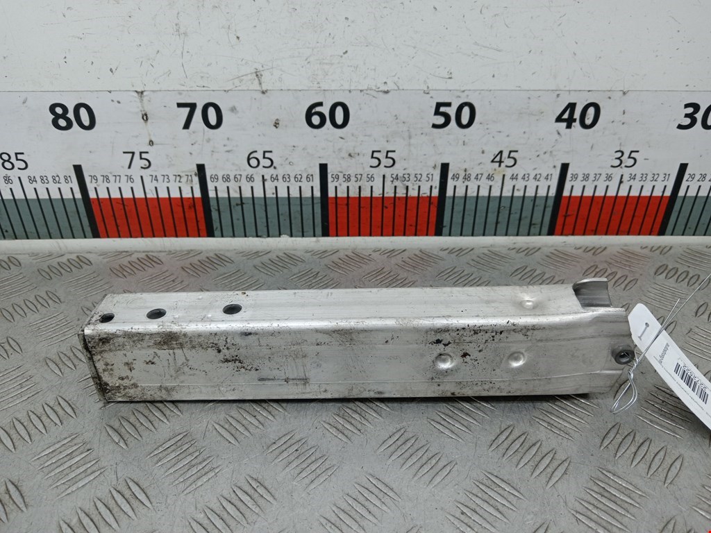 Кронштейн усилителя переднего бампера BMW 2-Series Gran Tourer (F46) (2015-2018)