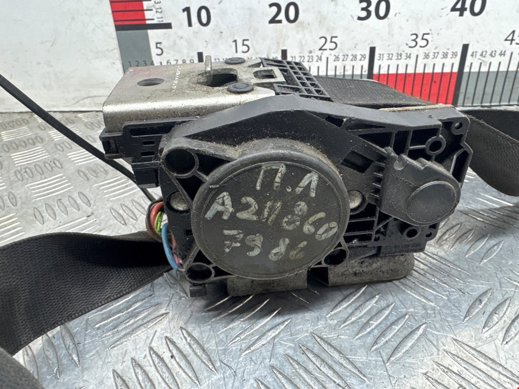 Ремень безопасности передний левый MERCEDES-BENZ E-Class W211, S211 2002-2009