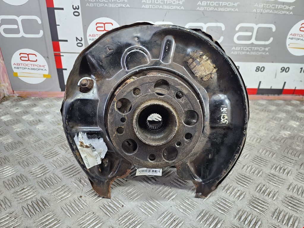 Ступица (кулак цапфа) задняя левая Mercedes CLK-Class (W209) (2002-2010)