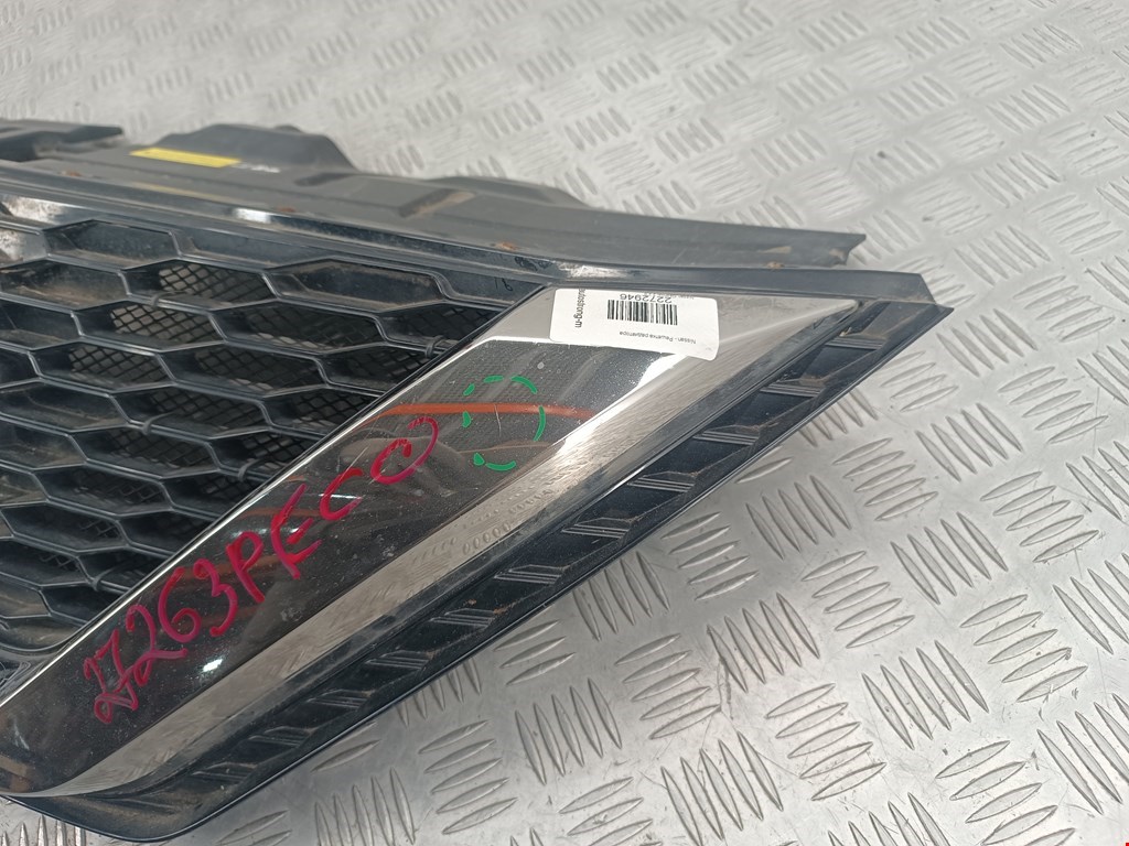 Решетка радиатора NISSAN Qashqai J11 2013-2022