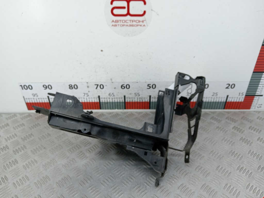 Кронштейн фары левый BMW 5er 5 серия F10/F11/F07 2009-2017