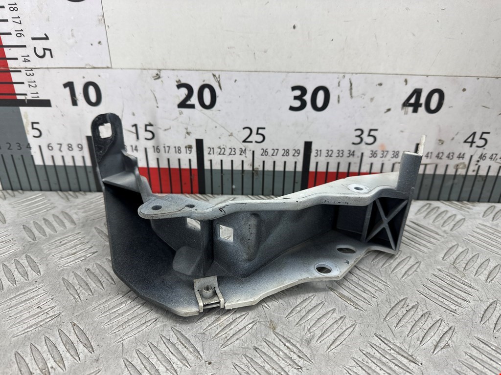 Кронштейн фары левый JAGUAR XF X250 2007-2015