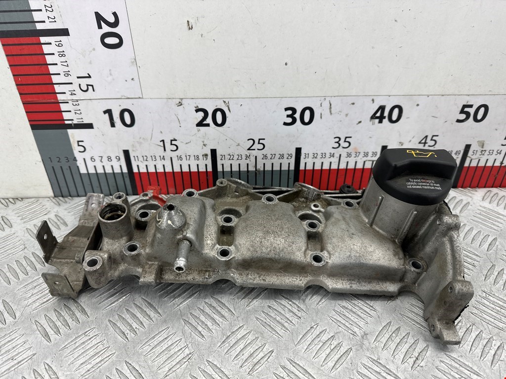 Крышка головки блока (клапанная) SKODA Fabia MK1 1999-2006