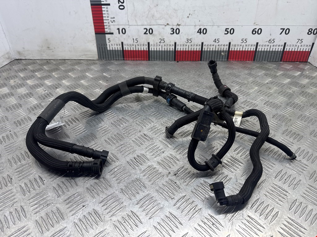 Трубка топливная BMW 5-Series (G30/G31/G38) (2017-2023)