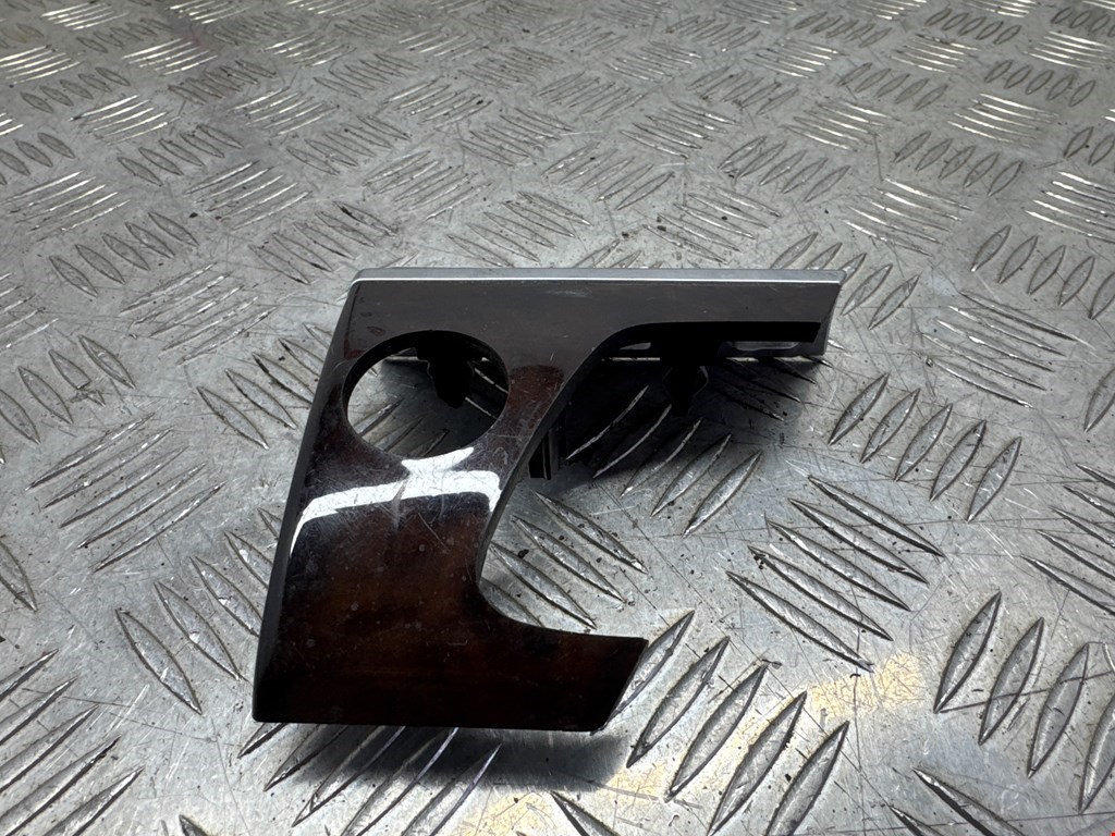 Накладка декоративная BMW X5 E70 2007-2013