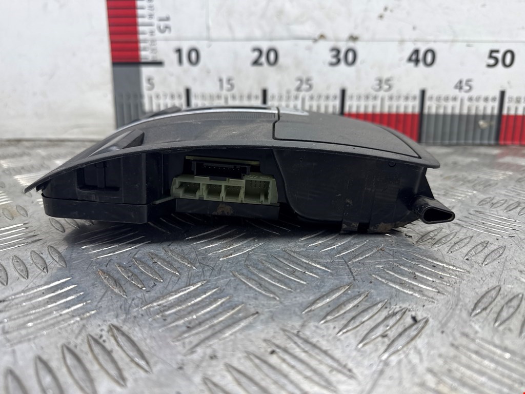 Плафон салонный (салона фонарь) MERCEDES-BENZ M-Class W166 ML 2011-2015