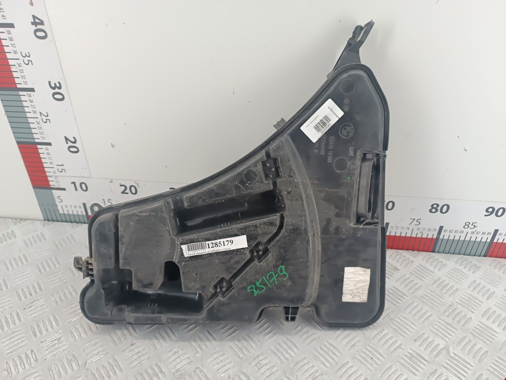 Бачок омывателя BMW 5-Series (G30/G31/G38) (2017-2023)