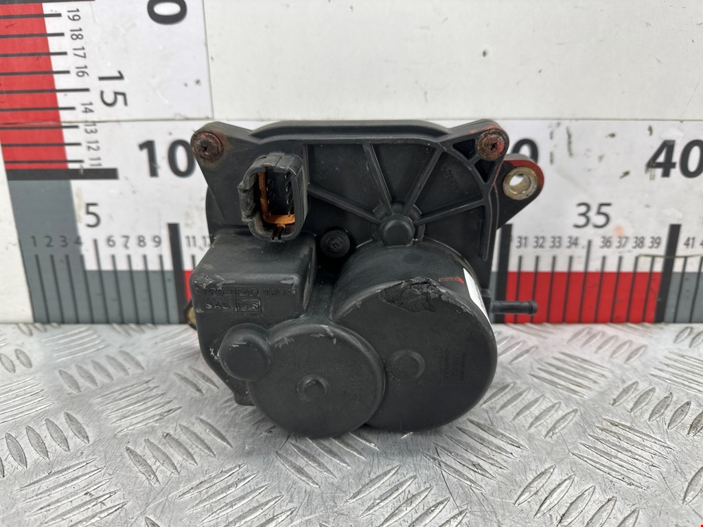 Сервопривод (электропривод моторчик привода) раздаточной коробки Nissan Pathfinder (R51) (2004-2014)