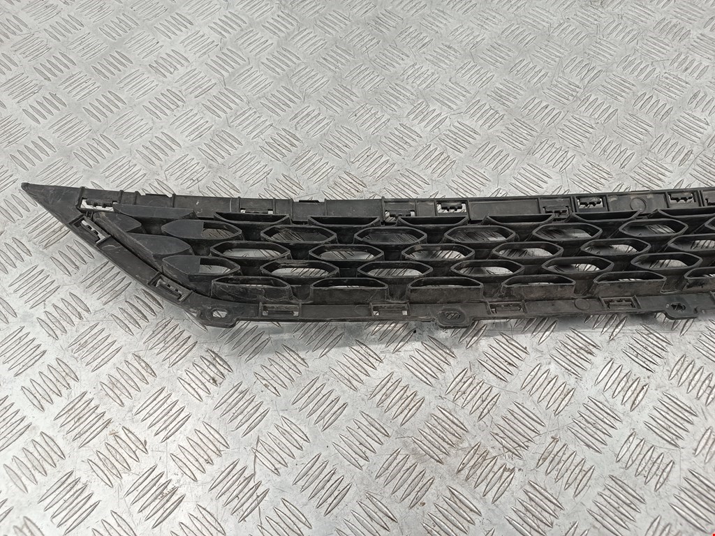 Решетка в бампер HYUNDAI Tucson lll 2015-2021