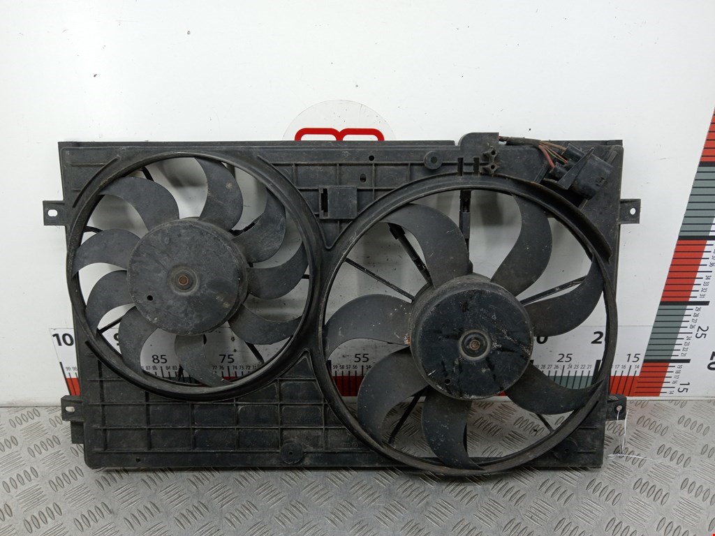 Вентилятор радиатора основного VOLKSWAGEN Touran 2003-2010