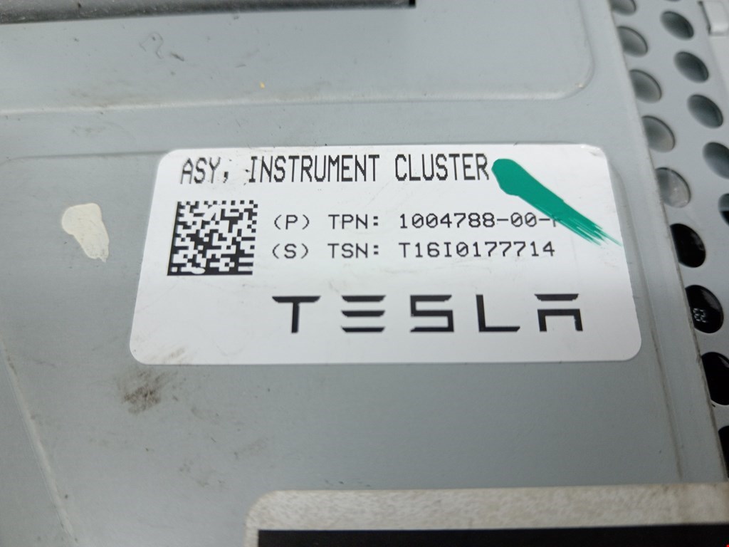 Панель приборов (щиток) TESLA Model S I 2012-н.в.