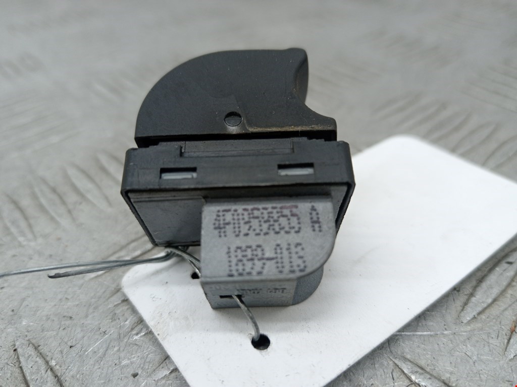 Кнопка стеклоподъемника AUDI Q7 I 2006-2015