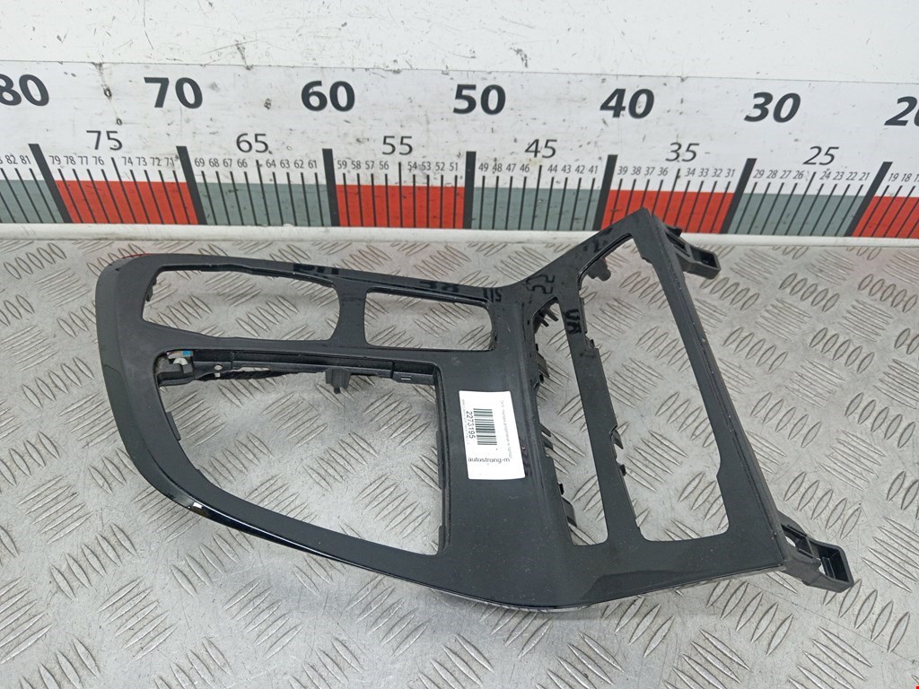 Накладка декоративная BMW 2er Grand Tourer F46 2015-2022