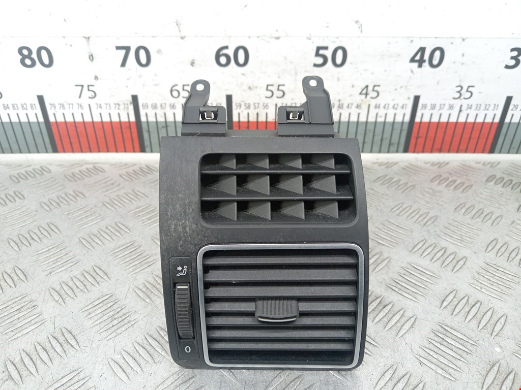 Дефлектор воздушный VOLKSWAGEN Touran 2003-2010