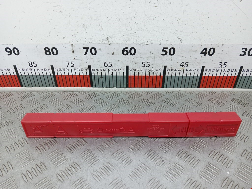 Знак аварийной остановки AUDI Q7 I 2006-2015