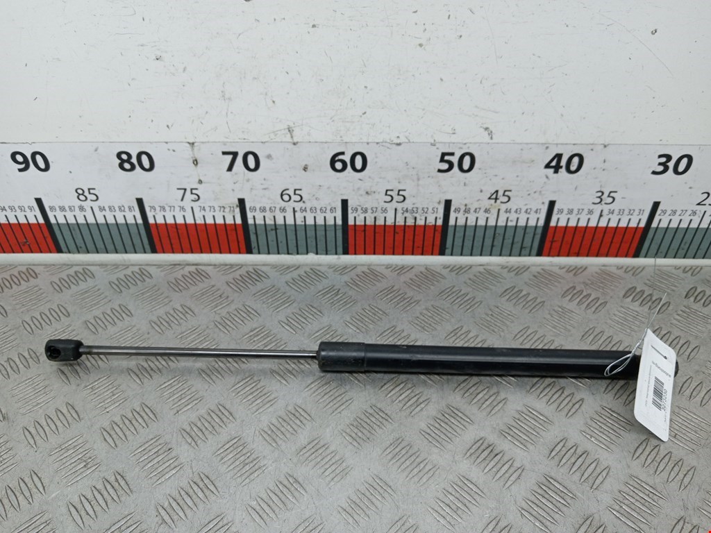 Амортизатор крышки (двери) багажника AUDI Q7 I 2006-2015