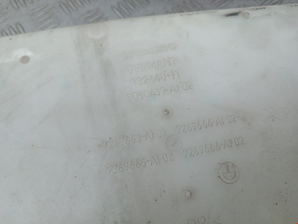 Бачок омывателя BMW 5er 5 серия F10/F11/F07 2009-2017