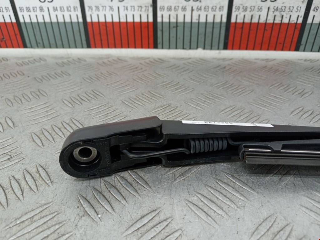 Поводок дворника задний (заднего) INFINITI FX/ QX70 2013-2017