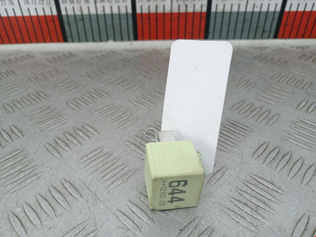 Реле VOLKSWAGEN Touran 2003-2010