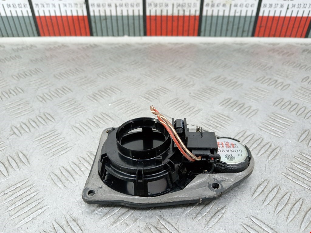 Динамик VOLKSWAGEN Touran 2003-2010