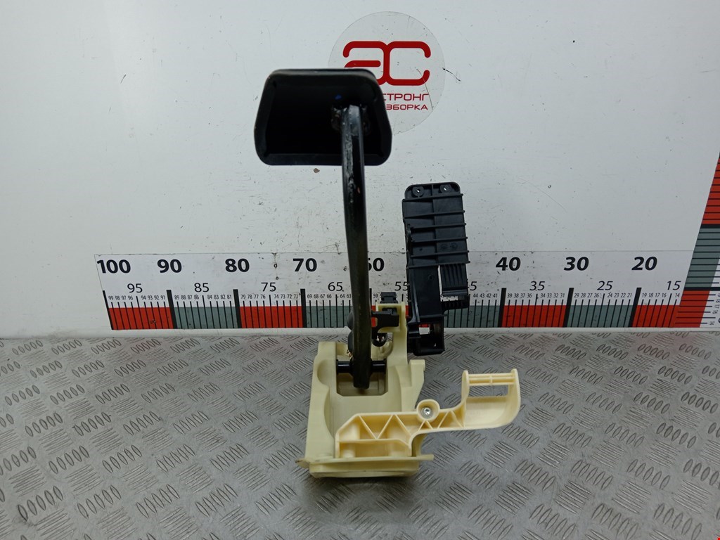 Педаль тормоза BMW 5er 5 серия F10/F11/F07 2009-2017