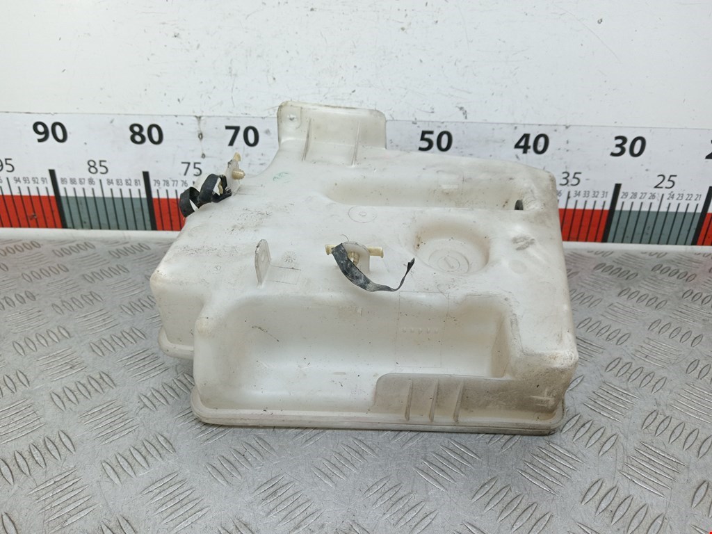 Бачок омывателя VOLKSWAGEN Touran 2003-2010