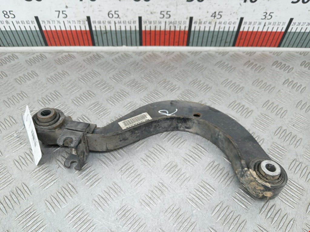 Рычаг задний правый VOLKSWAGEN Touran 2003-2010