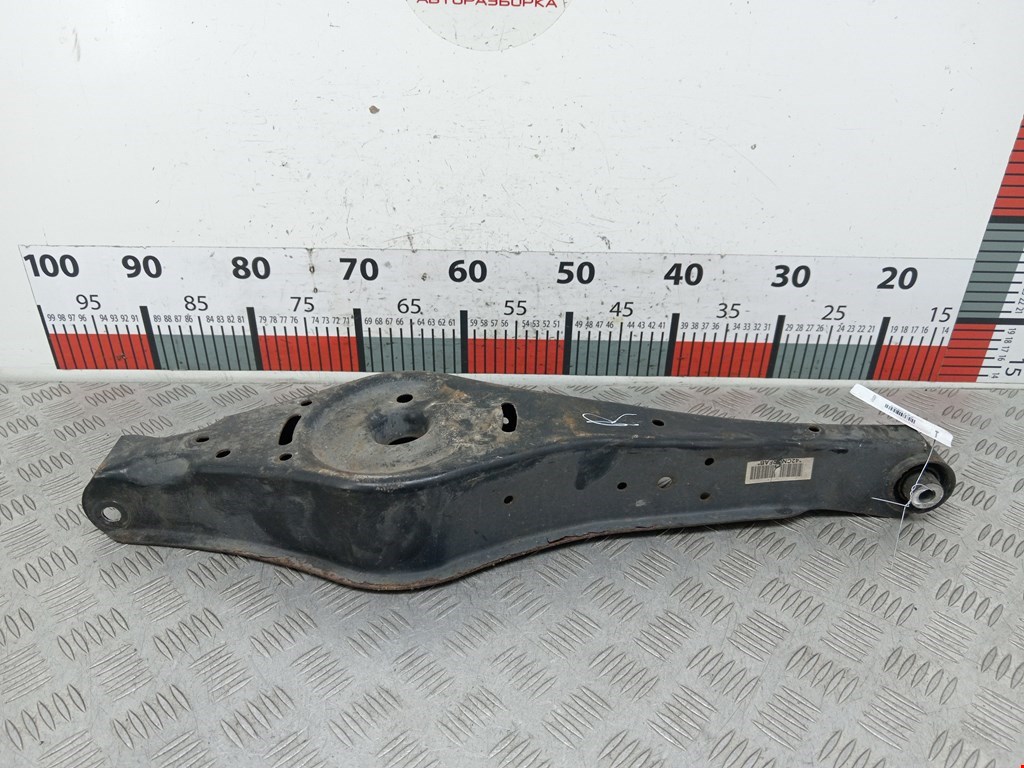 Рычаг задний правый VOLKSWAGEN Touran 2003-2010