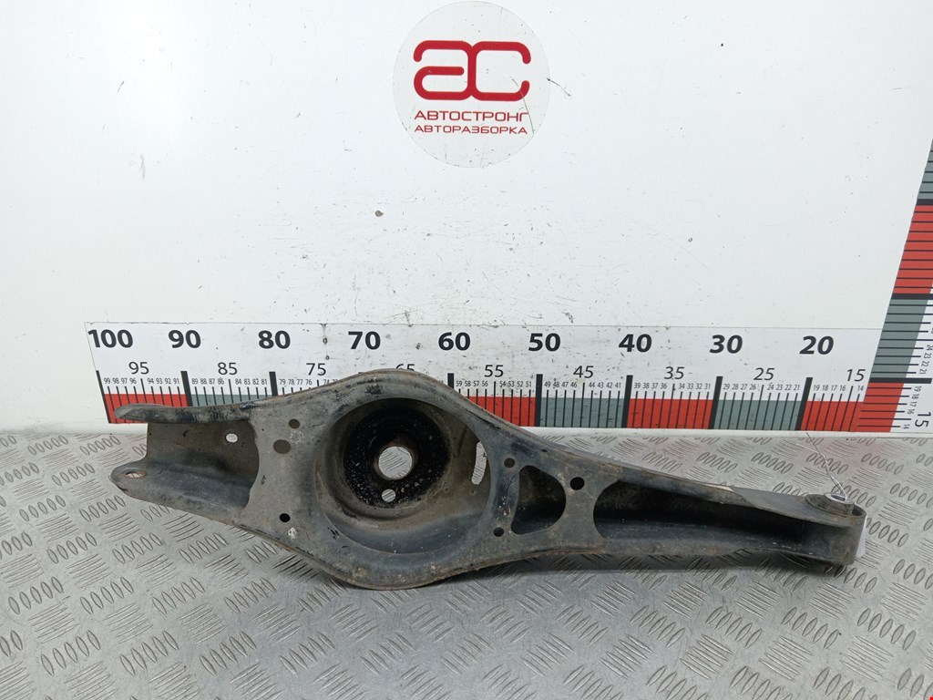 Рычаг задний правый VOLKSWAGEN Touran 2003-2010
