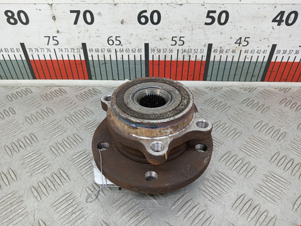 Ступица передняя левая/правая VOLKSWAGEN Touran 2003-2010