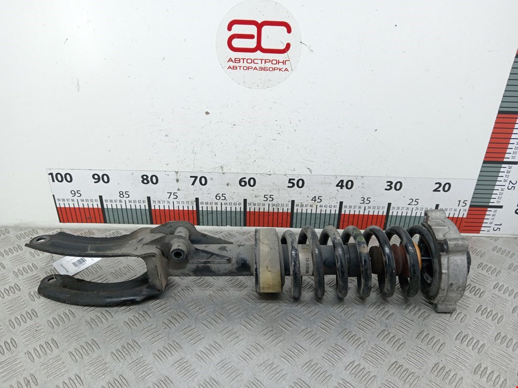 Стойка амортизатора переднего Audi Q7 4L (2005-2015)