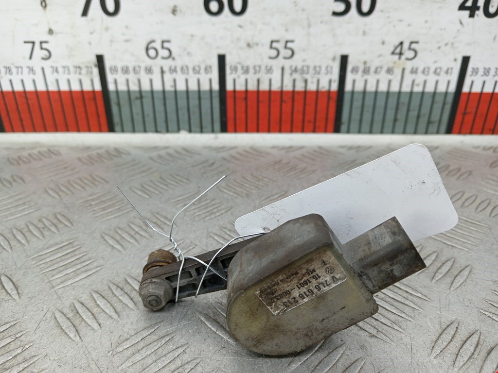 Датчик дорожного просвета Audi Q7 4L (2005-2015)